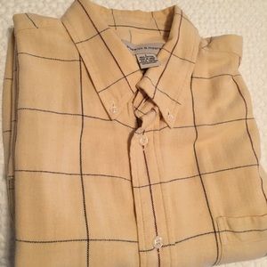 Men’s long sleeve shirt.